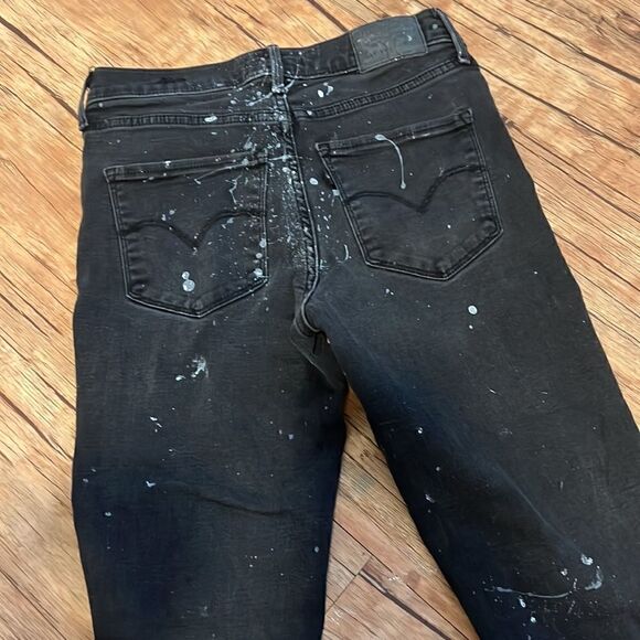 Size 26 Black Custom Upcycled Paint Splatter Levi’s Skinny Jeans - Picture 6 of 6